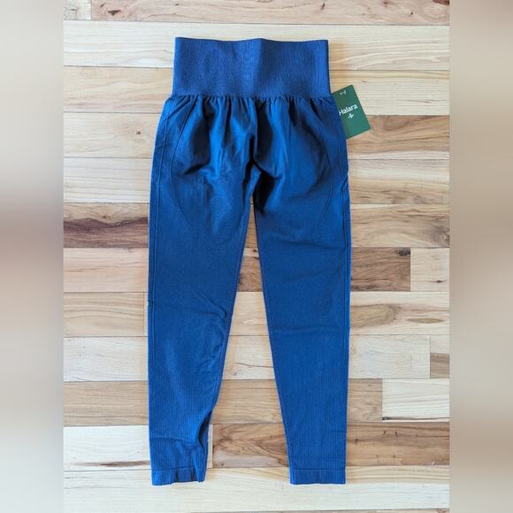 NWT Halara Seamless Butt Lifting Leggings Size Medium - Picture 4 of 9